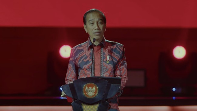 Presiden RI Joko Widodo (Jokowi) berbicara di podium Rakernas IV PDIP di JI-Expo, Jakarta. (Tangkapan layar Youtube PDI Perjuangan) Presiden RI Joko Widodo (Jokowi) berbicara di podium Rakernas IV PDIP di JI-Expo, Jakarta. (Tangkapan layar Youtube PDI Perjuangan)